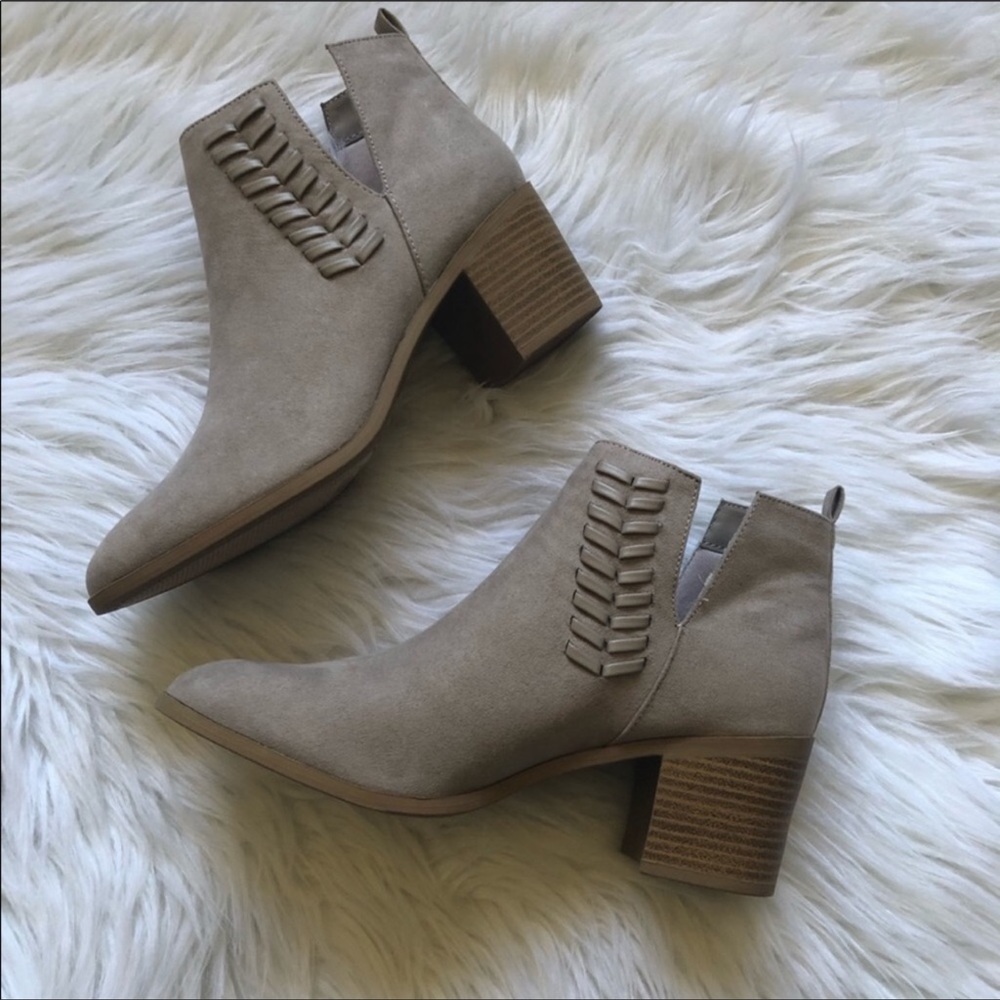 Taupe Braided Suede Ankle Booties Size 7 Women’s - Picture 4 of 8